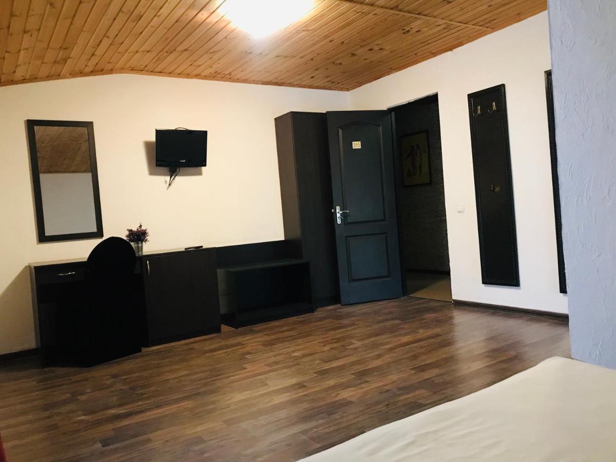 Spadessa Hotel Odessa Eksteriør billede